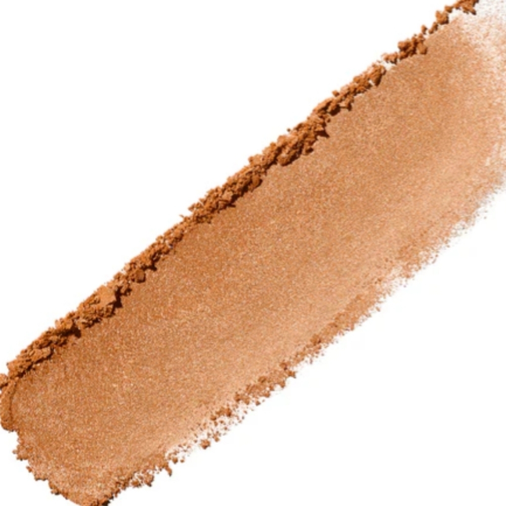Fenty Beauty Light-Diffusing Highlighter - Picture 7 of 8